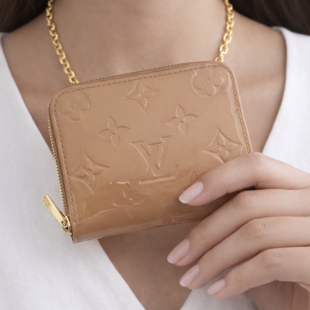 Louis Vuitton Zippy Compact Wallet | Dune